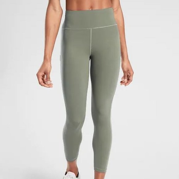 Athleta Pants - NWOT Athleta Green Ultimate Stash 7/8 Leggings